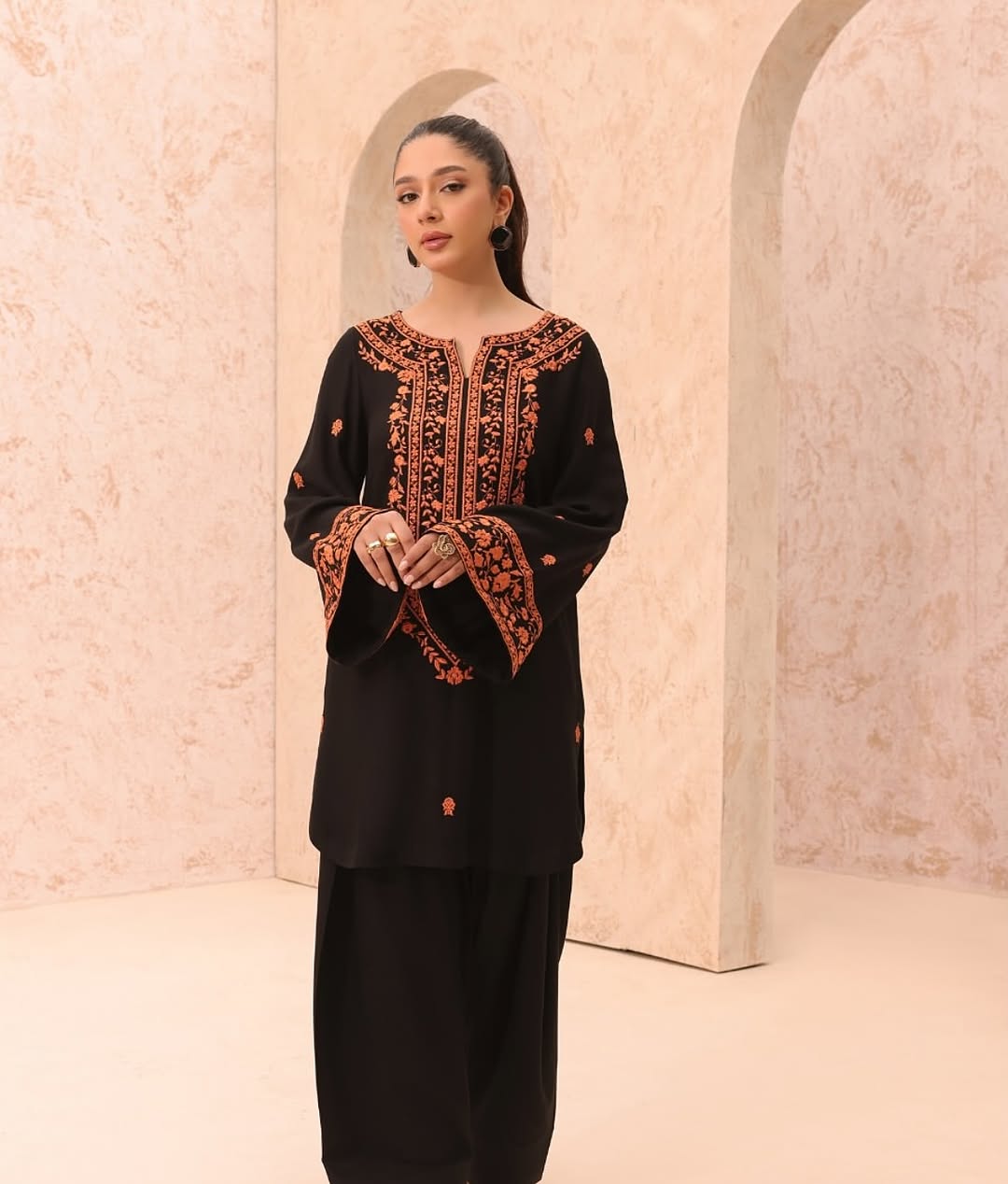 Sofia Brand stitch 2pc - The Mak's Store