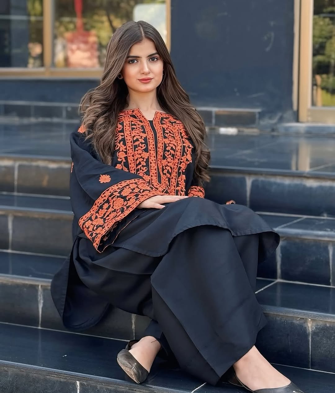 Sofia Brand stitch 2pc - The Mak's Store