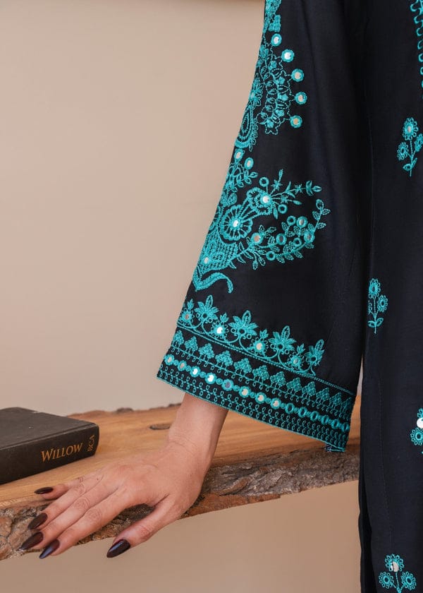 SERENA EMBROIDERED 2PC