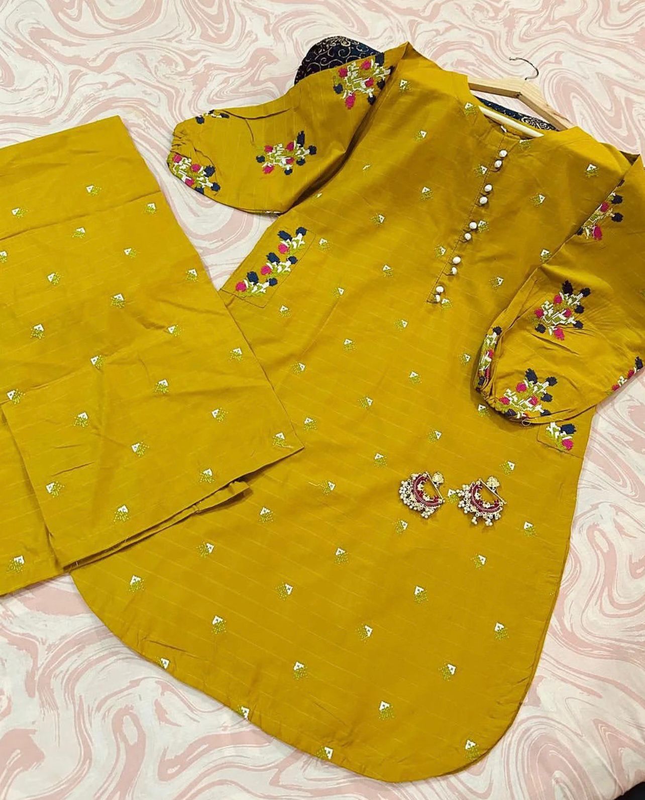 BURAAQ PLAZZO EMBROIDERY 2PC
