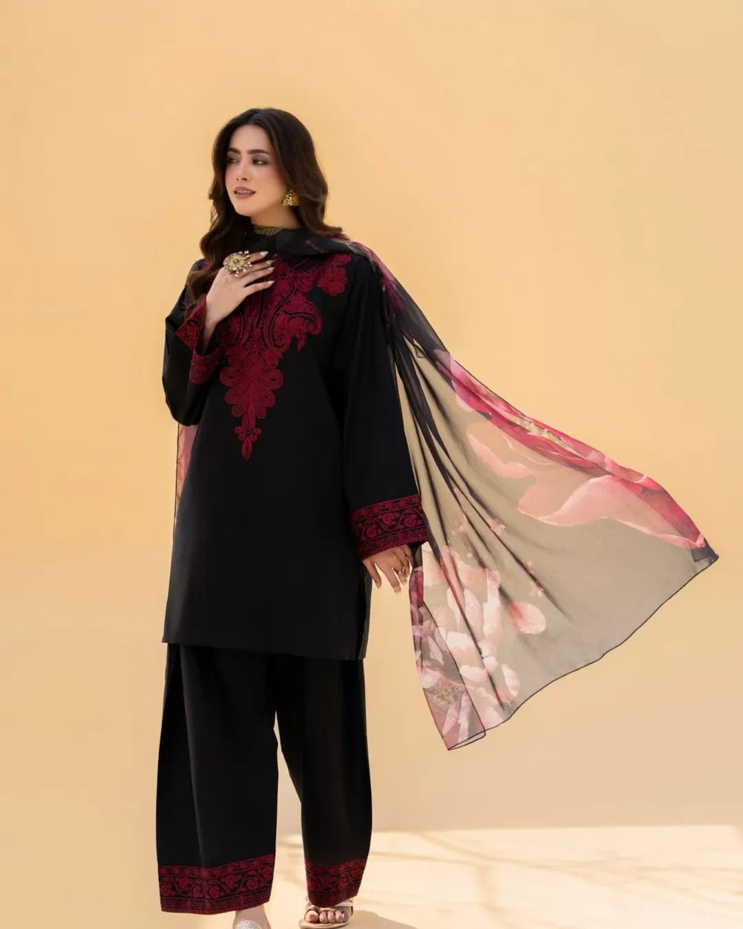 MAHI-NOOR  3PC