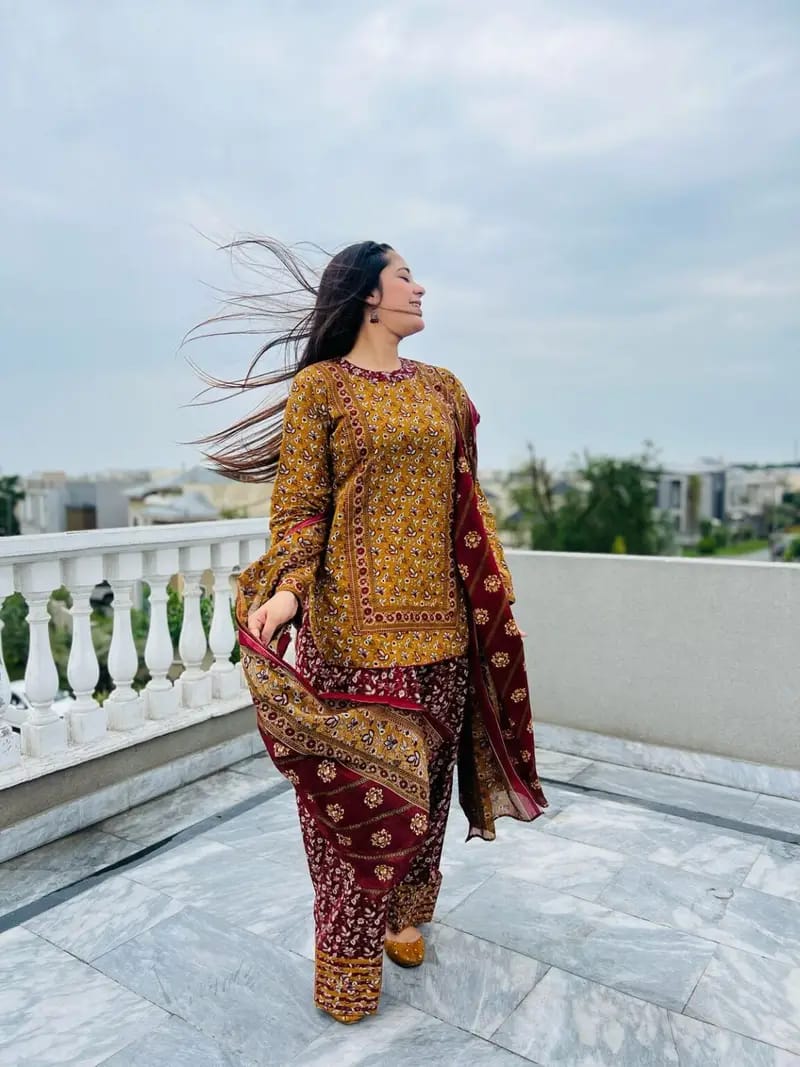 GULNAAR 3PC SUIT WITH FARSI SALWAR