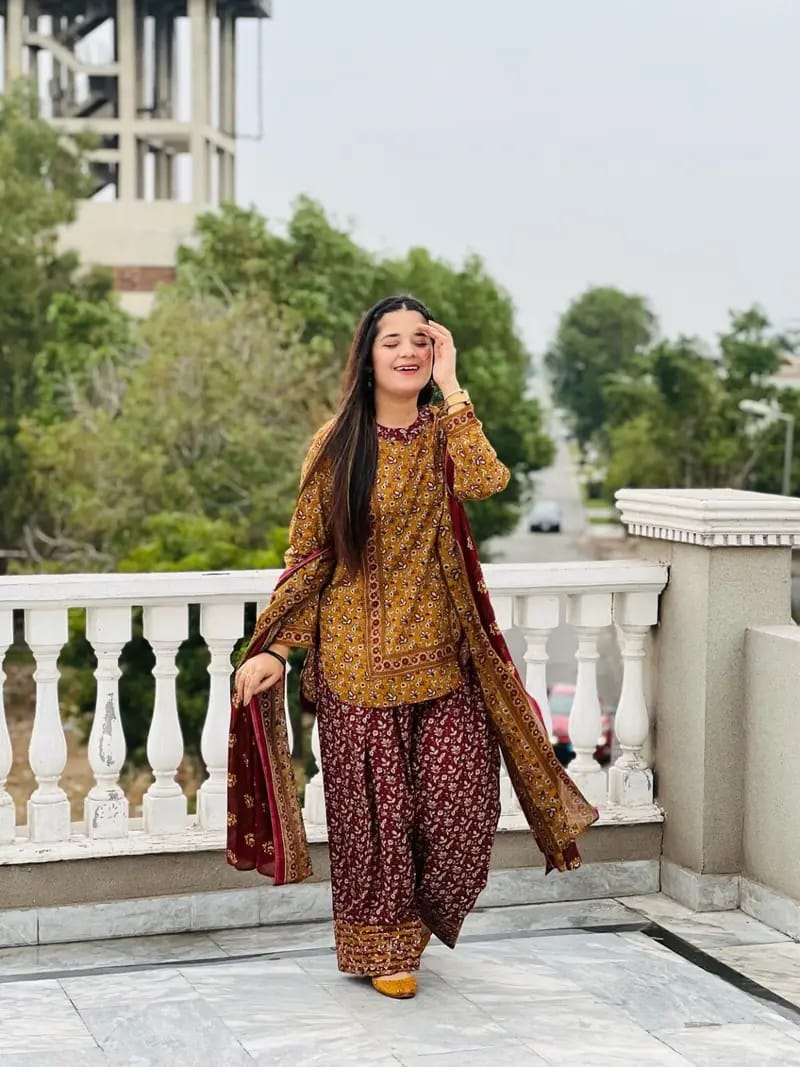 GULNAAR 3PC SUIT WITH FARSI SALWAR