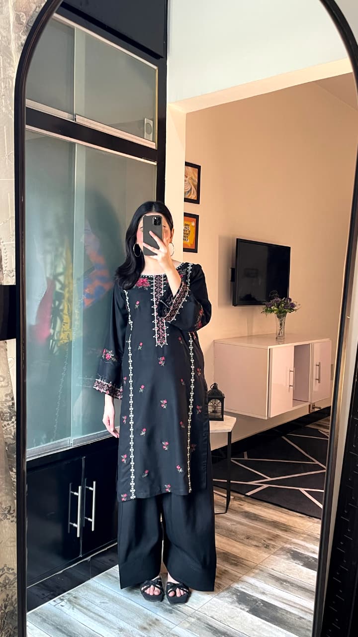 MULTI BLACK EMBROIDERY 2PC (FARSHI)