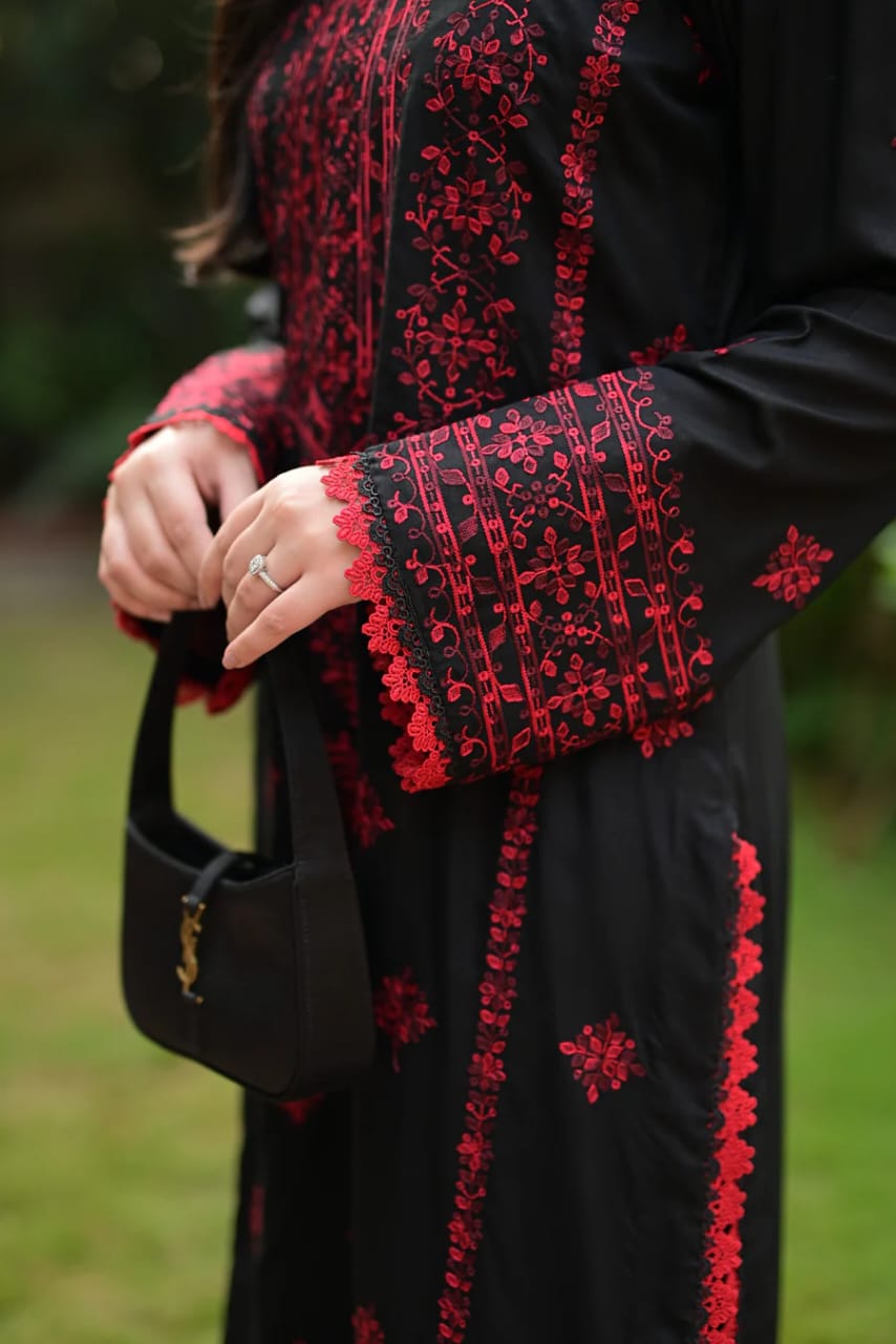 CELINA EMBROIDERED 2PC