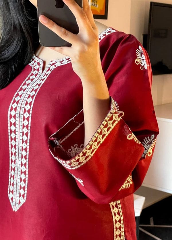 LILY EMBROIDERED 2PC